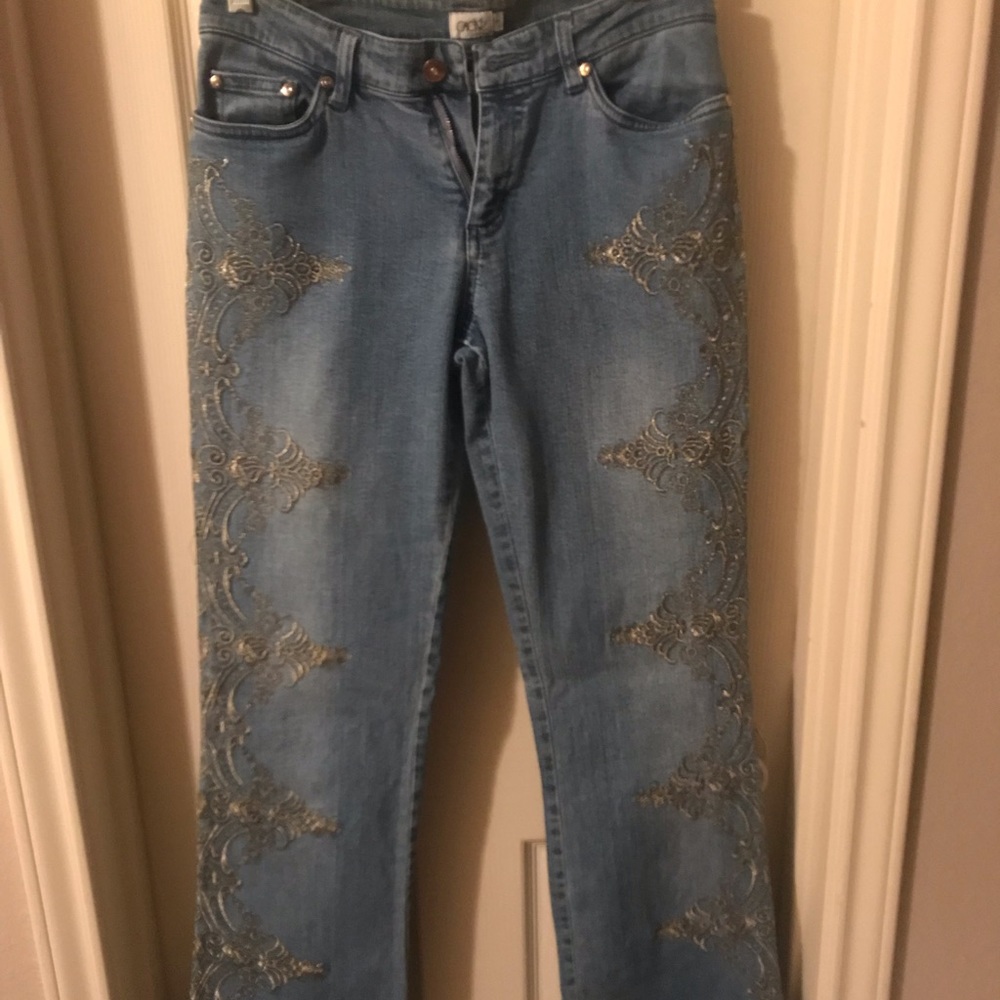 Cache Jeans